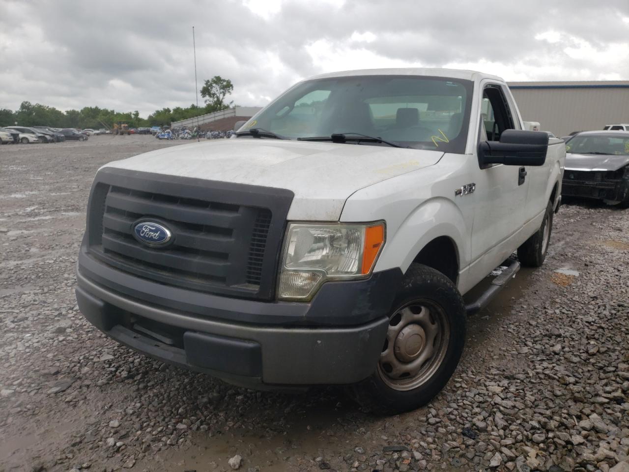 Photo 2 from auction – 2011 FORD F150 with VIN 1FTMF1CM8BKD87828