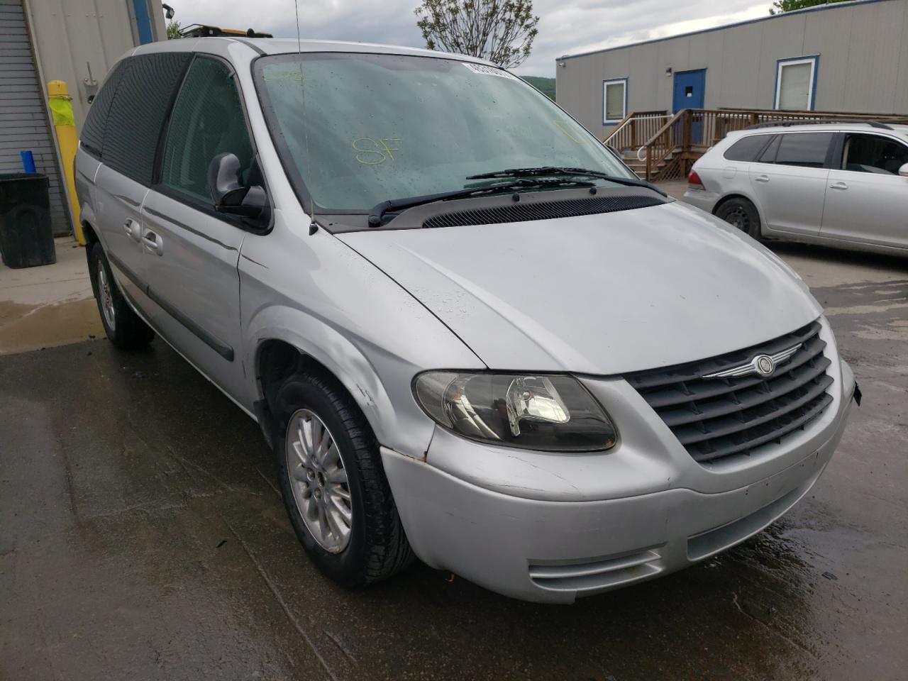 Photo 14 from auction – 2005 CHRYSLER TOWN & COU with VIN 1C4GP45RX5B178969