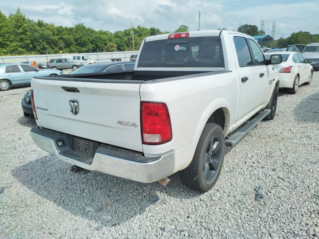 Photo 4 from auction – 2015 RAM 1500 SLT with VIN 1C6RR7LM1FS665143