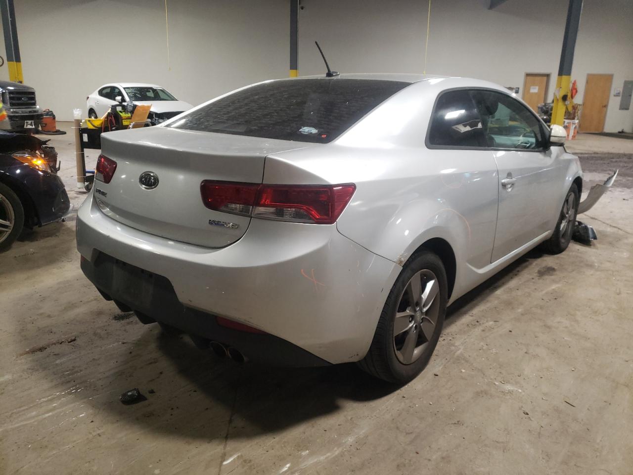 Photo 4 from auction – 2012 KIA FORTE EX with VIN KNAFU6A20C5474679