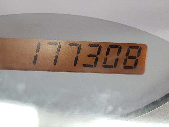 Photo 8 from auction – 2005 TOYOTA RAV4 with VIN JTEGD20V350088524
