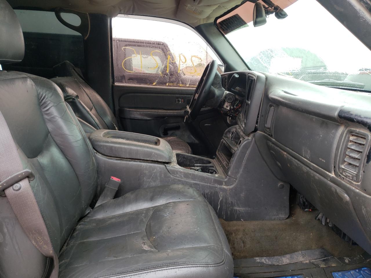Photo 5 from auction – 2004 GMC NEW SIERRA with VIN 2GTEK13TX41395102