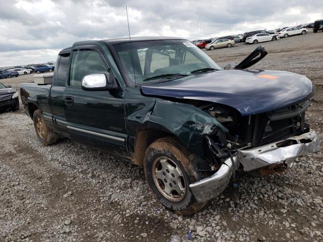 CHEVROLET SILVERADO 2002 with VIN 2GCEC19V921332138 - Photo from auction