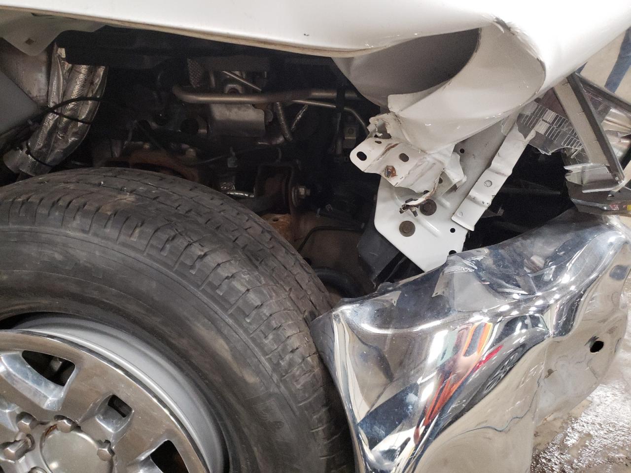 Photo 9 from auction – 2018 CHEVROLET SILVERADO with VIN 1GC1KWEY3JF102813