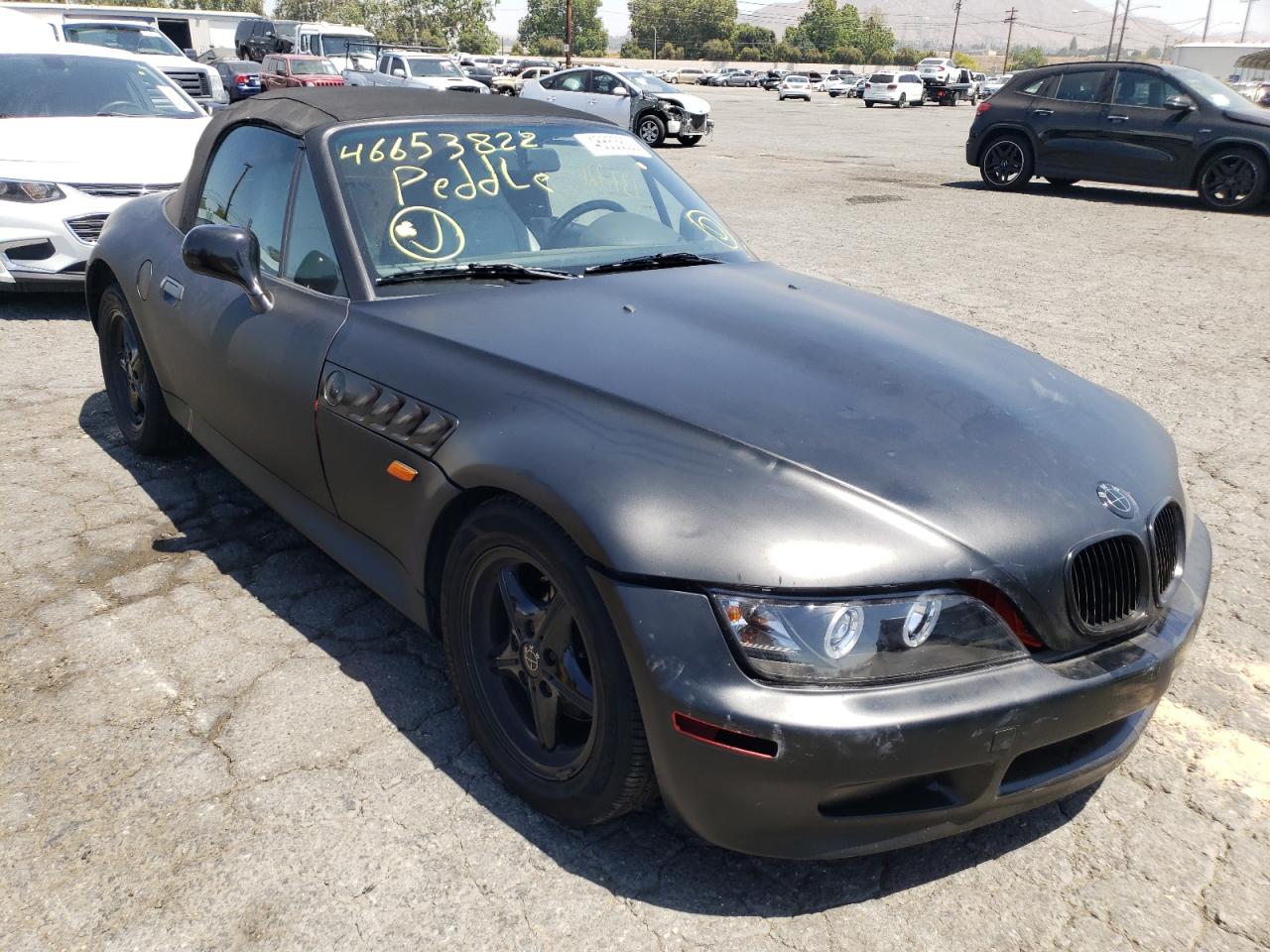 BMW Z3 1.9 1998 with VIN 4USCH7333WLE08873 - Photo from auction
