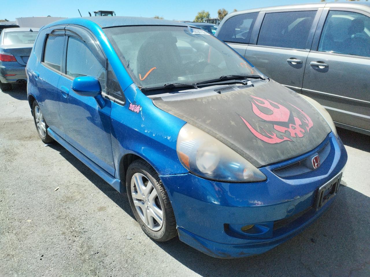 HONDA FIT S 2007 with VIN JHMGD38657S030945 - Photo from auction