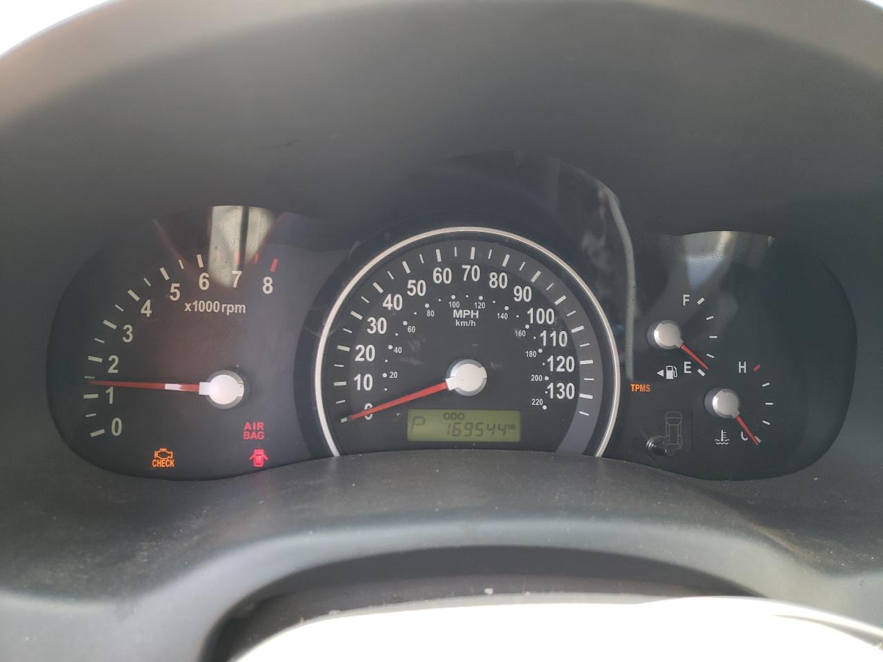 Photo 13 from auction – 2008 KIA SEDONA EX with VIN KNDMB233886203594