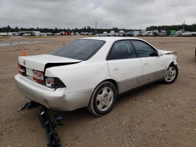 Photo 4 from auction – 2000 LEXUS ES 300 with VIN JT8BF28G0Y5102190