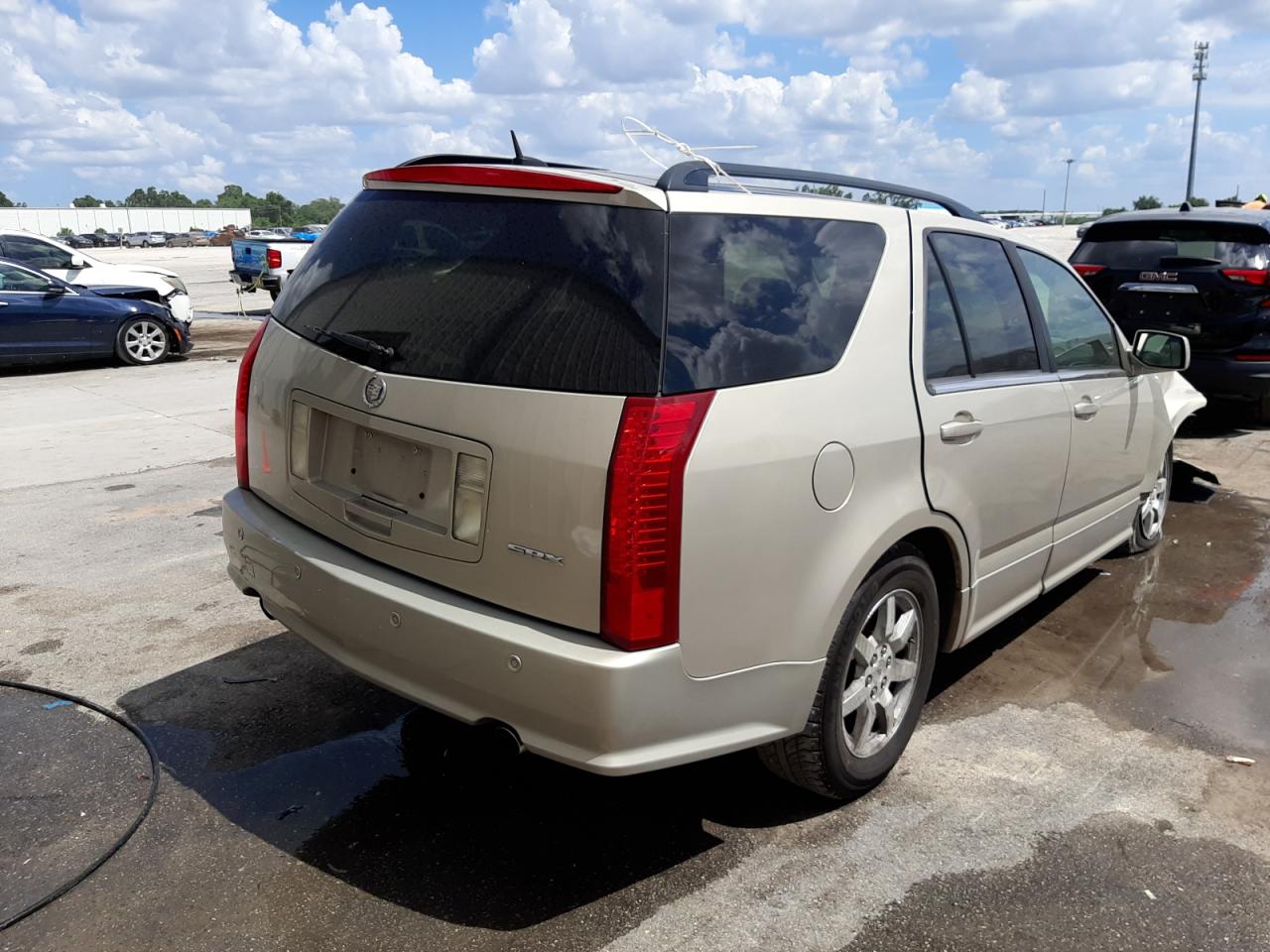 Photo 4 from auction – 2008 CADILLAC SRX with VIN 1GYEE637480171990