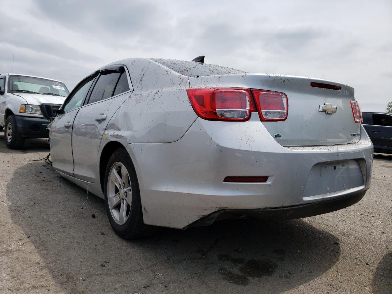 Photo 3 from auction – 2015 CHEVROLET MALIBU LS with VIN 1G11B5SL1FF218367