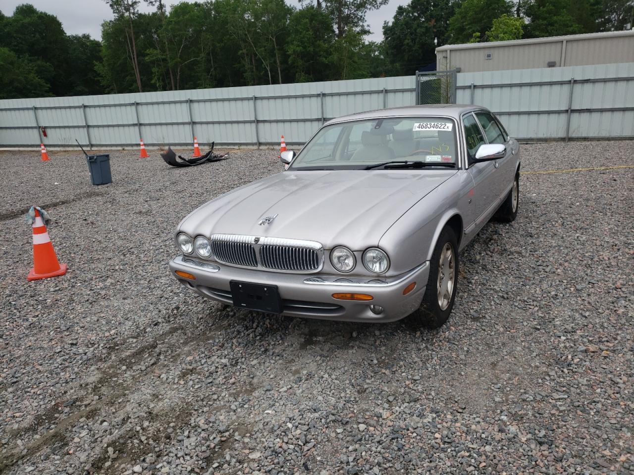 Photo 9 from auction – 2001 JAGUAR VANDENPLAS with VIN SAJDA24C41LF26134
