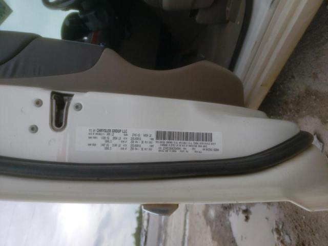 Photo 10 from auction – 2012 CHRYSLER TOWN & COU with VIN 2C4RC1BG4CR345041