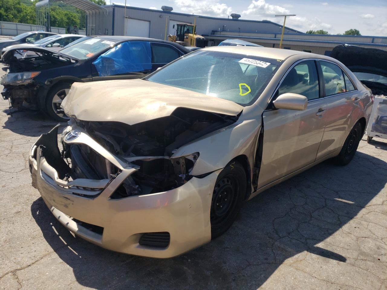 Photo 2 from auction – 2011 TOYOTA CAMRY BASE with VIN 4T1BF3EK7BU708711