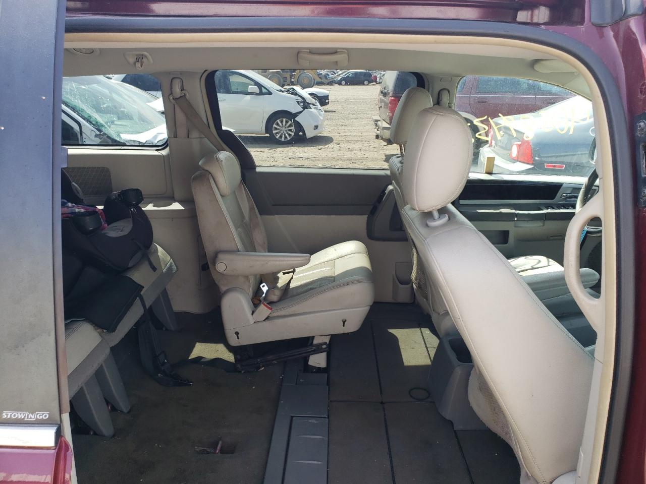 Photo 6 from auction – 2009 DODGE GRAND CARA with VIN 2D8HN54X39R660451