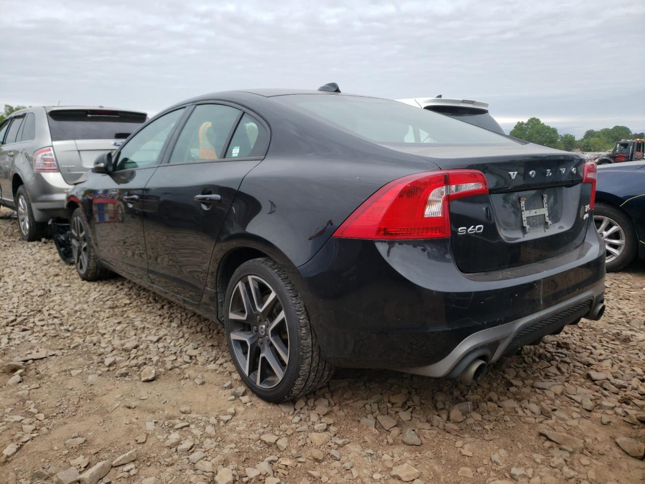 Photo 3 from auction – 2017 VOLVO S60 DYNAMI with VIN YV140MTL9H2437374