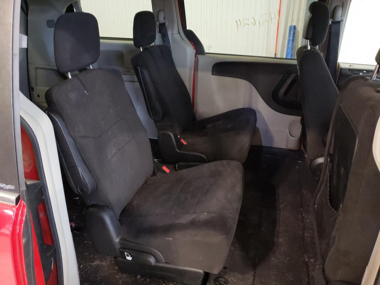 Photo 6 from auction – 2013 DODGE GRAND CARA with VIN 2C4RDGDG1DR693247