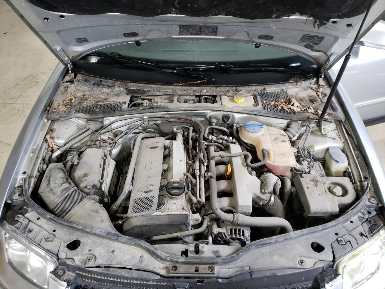 Photo 7 from auction – 2005 VOLKSWAGEN PASSAT GLS with VIN WVWDD63B05E120400