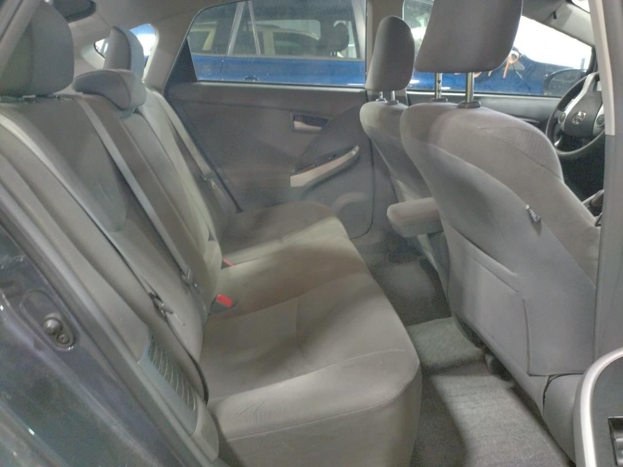 Photo 6 from auction – 2011 TOYOTA PRIUS with VIN JTDKN3DU8B1436326
