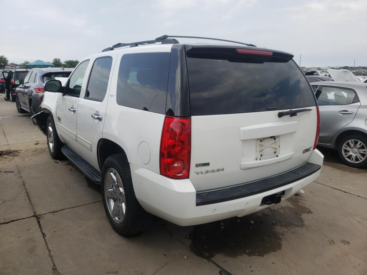 Photo 3 from auction – 2010 GMC YUKON SLT with VIN 1GKUCCE04AR254699