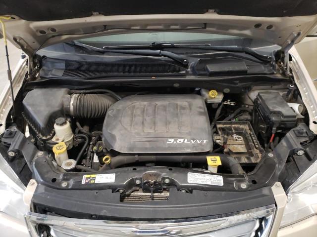 Photo 7 from auction – 2013 CHRYSLER TOWN & COU with VIN 2C4RC1CG3DR745513