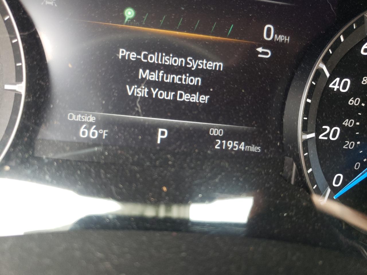 Photo 8 from auction – 2021 TOYOTA HIGHLANDER with VIN 5TDXBRCH7MS524845