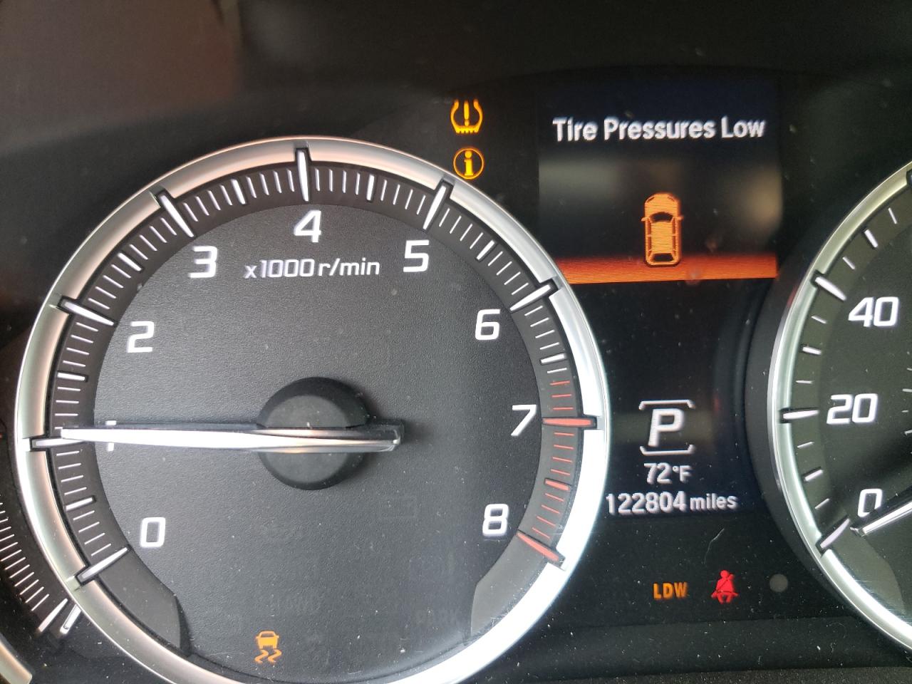 Photo 8 from auction – 2014 ACURA MDX with VIN 5FRYD4H43EB001432