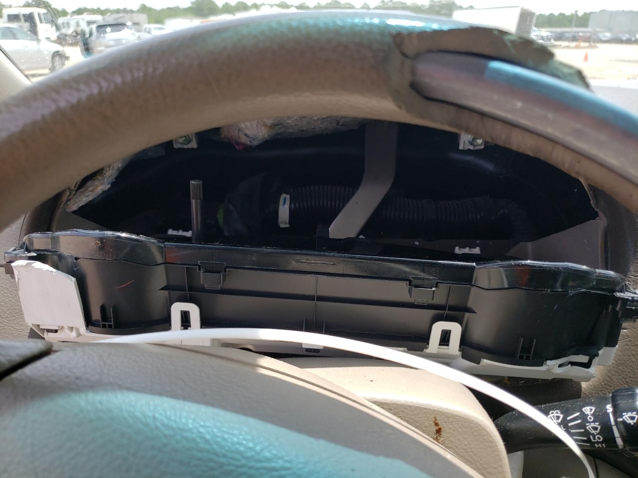 Photo 8 from auction – 2008 TOYOTA SIENNA CE with VIN 5TDZK23C48S176609