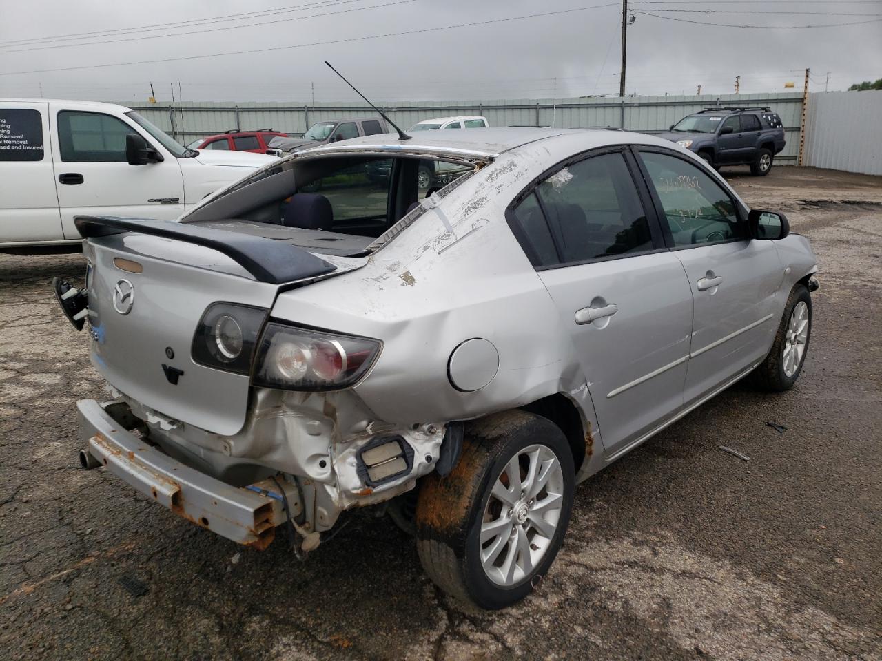 Photo 4 from auction – 2007 MAZDA 3 I with VIN JM1BK32G671617423