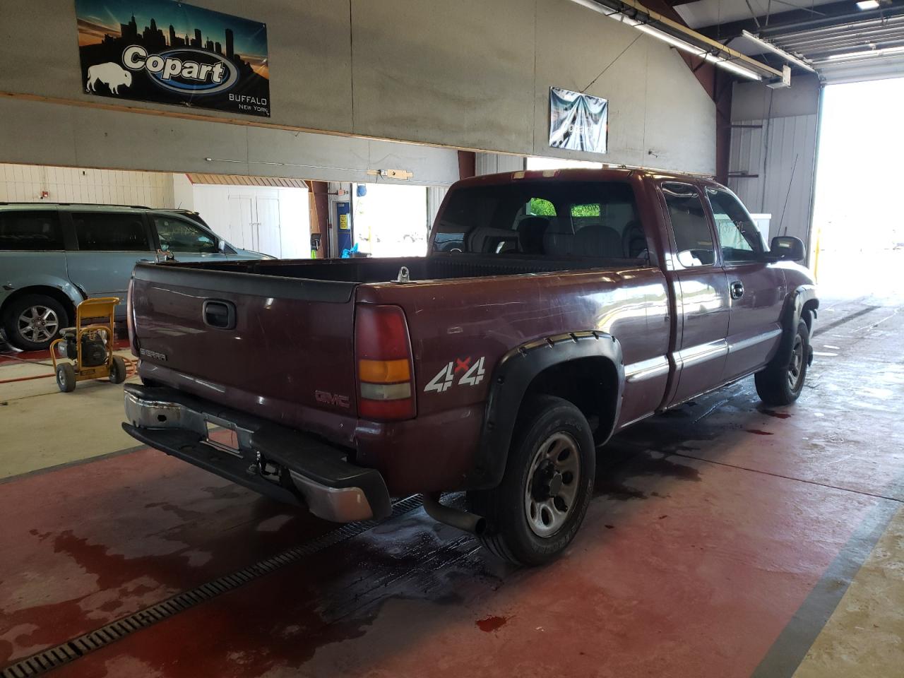 Photo 4 from auction – 2000 GMC NEW SIERRA with VIN 1GTEK19V6YE379900