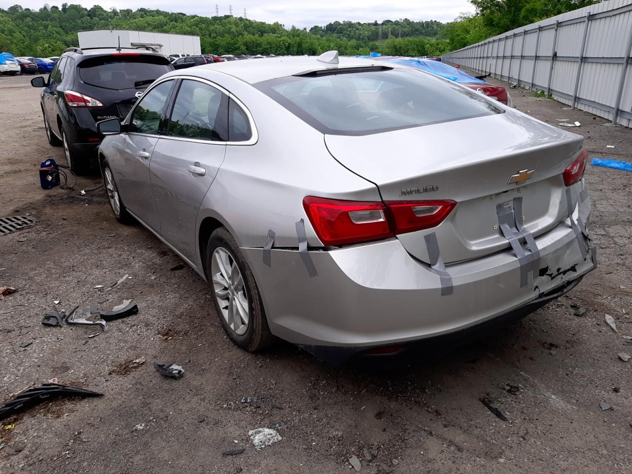 Photo 3 from auction – 2016 CHEVROLET MALIBU LT with VIN 1G1ZE5ST9GF341040
