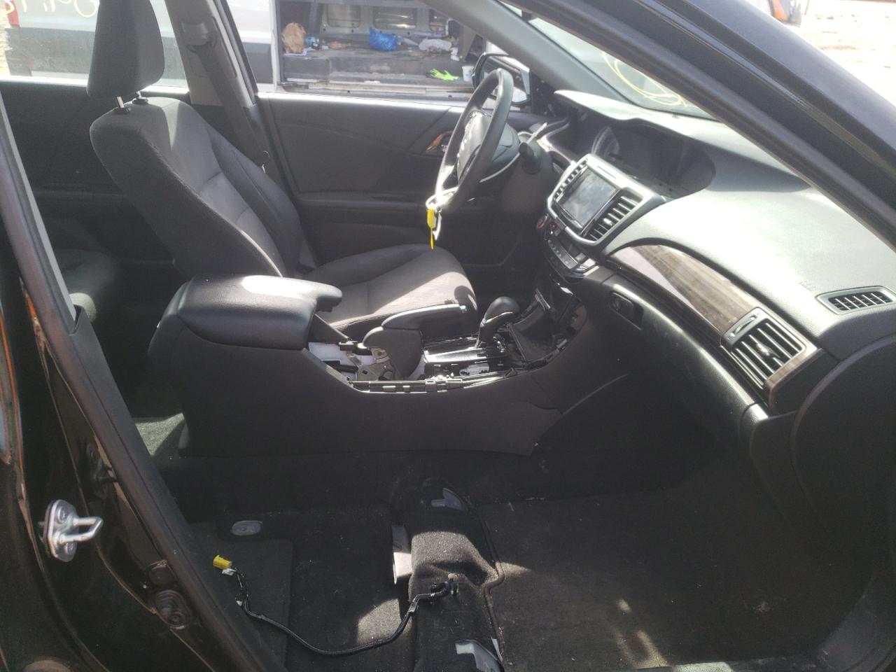 Photo 5 from auction – 2016 HONDA ACCORD EX with VIN 1HGCR2F72GA021831