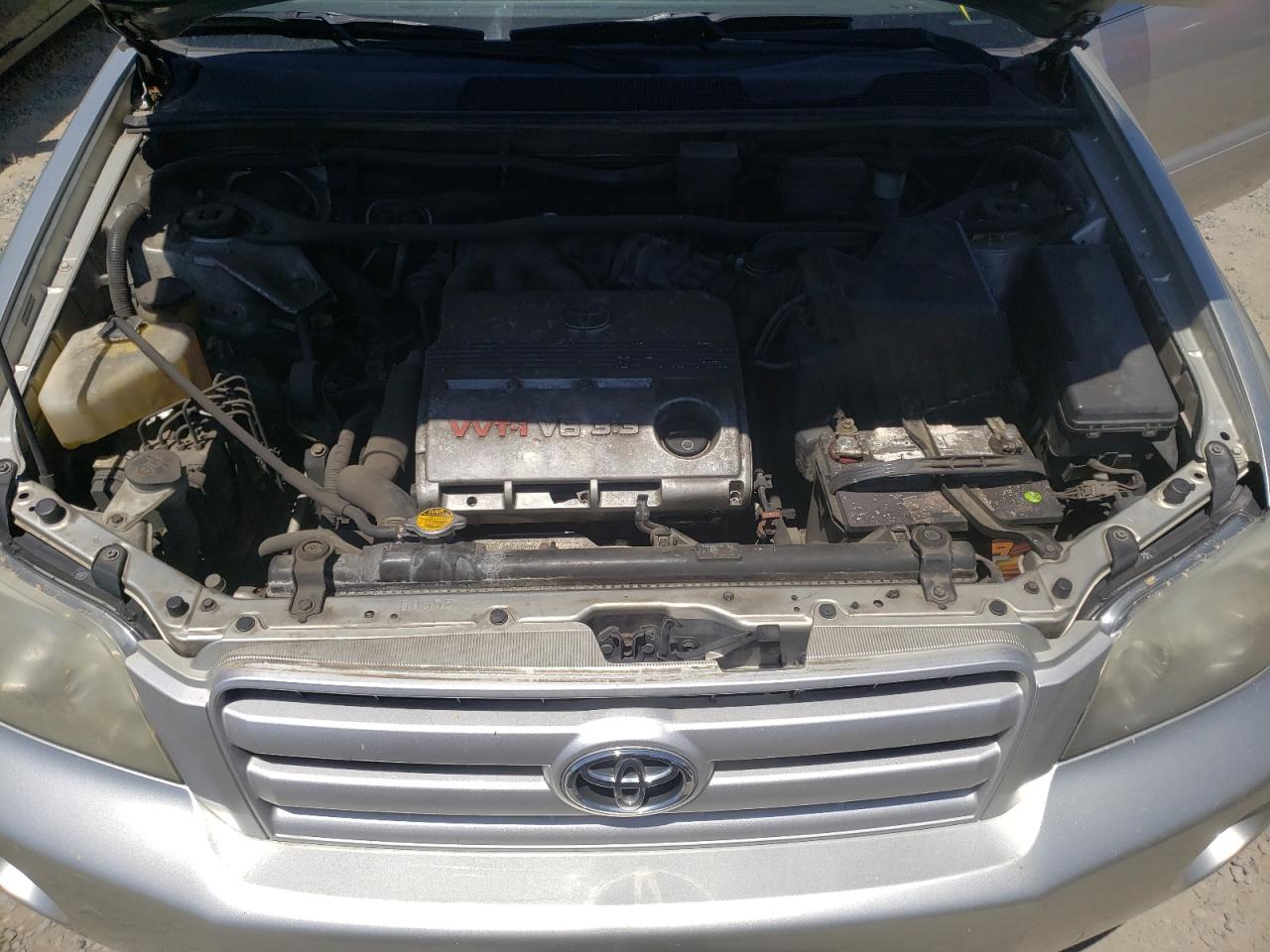 Photo 7 from auction – 2004 TOYOTA HIGHLANDER with VIN JTEEP21A640031954