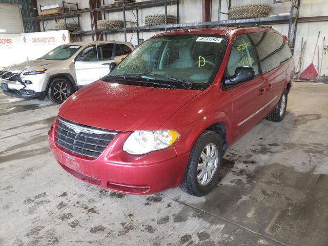Photo 2 from auction – 2006 CHRYSLER TOWN & COU with VIN 2A8GP54L06R875484