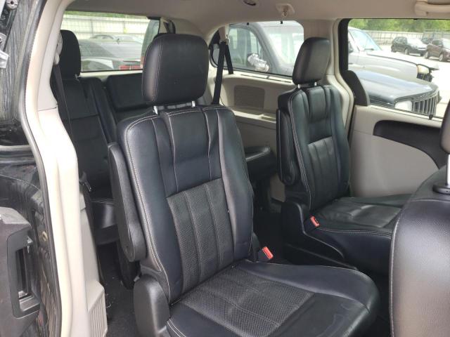 Photo 8 from auction – 2013 CHRYSLER TOWN & COU with VIN 2C4RC1CG8DR596919