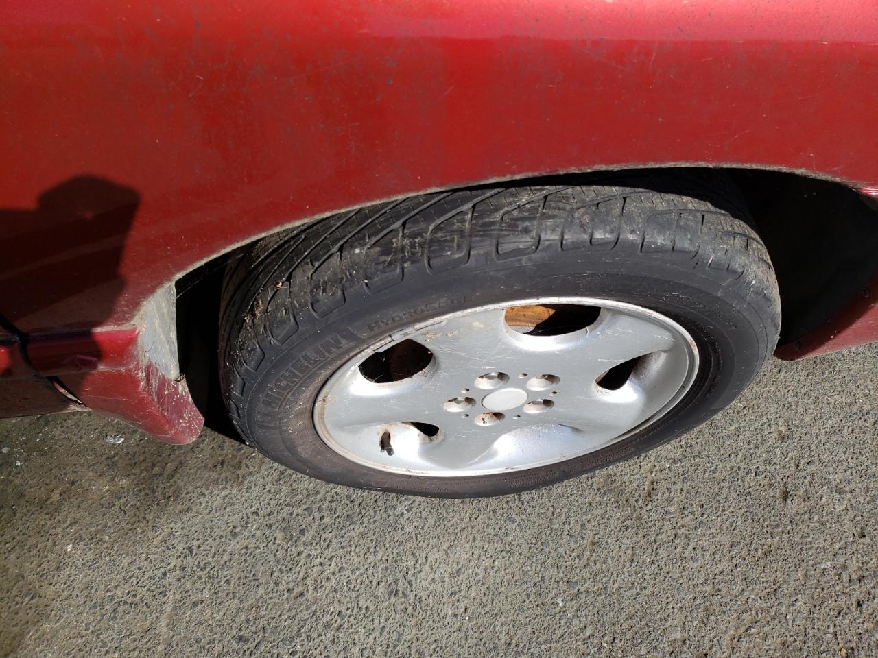 Foto 9 de la subasta – 2000 DODGE GRAND CARA con VIN 1B4GP44R4YB589481