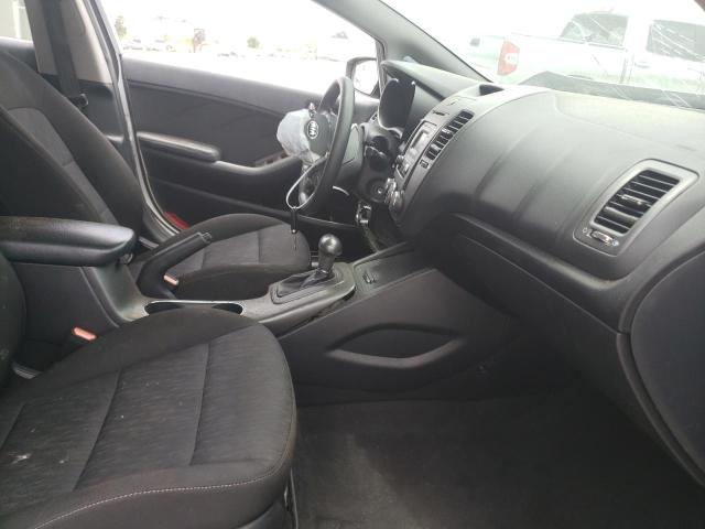 Photo 5 from auction – 2016 KIA FORTE LX with VIN KNAFK4A62G5594437