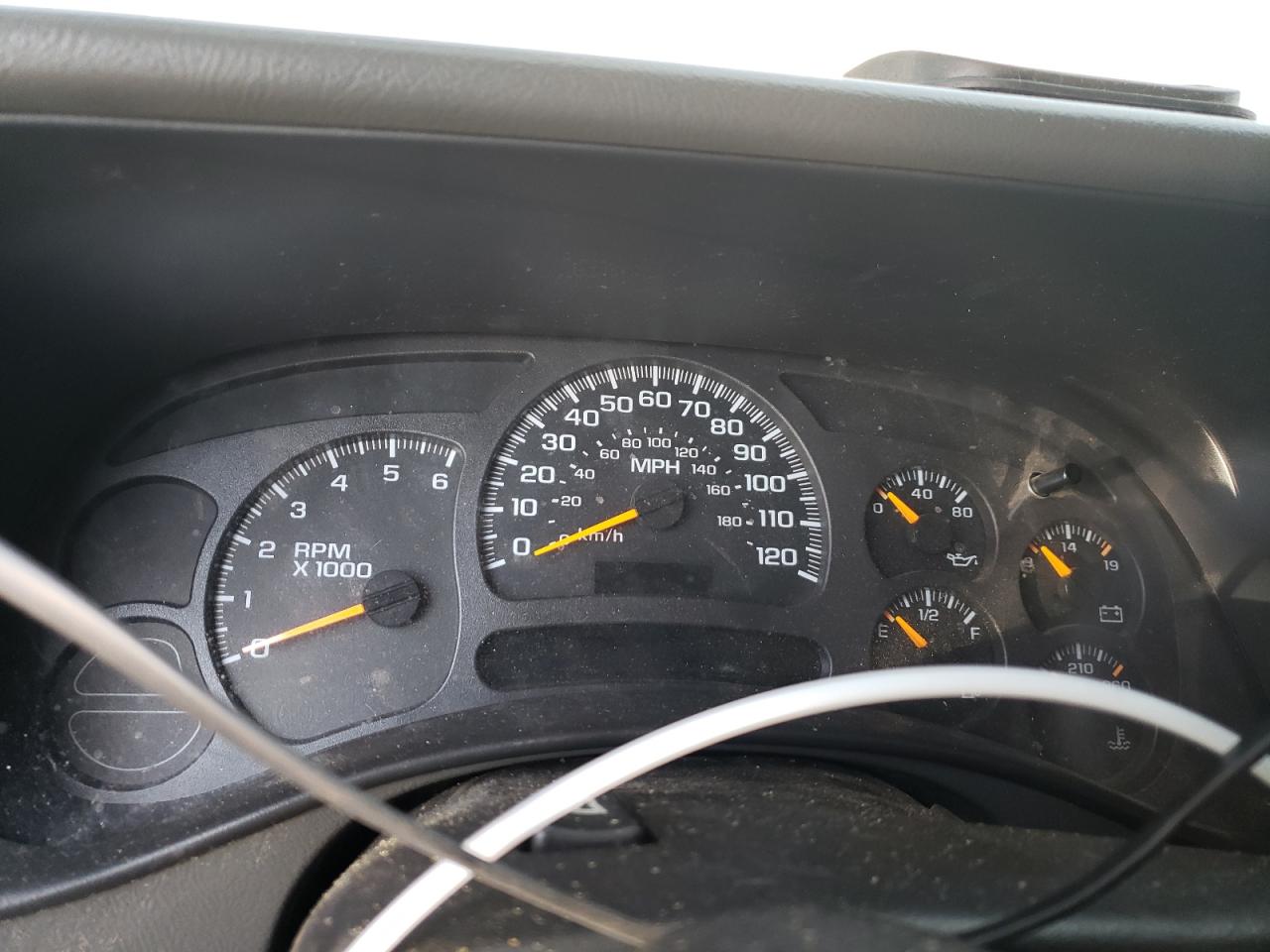 Photo 13 from auction – 2006 CHEVROLET SILVERADO with VIN 2GCEK19V461163218