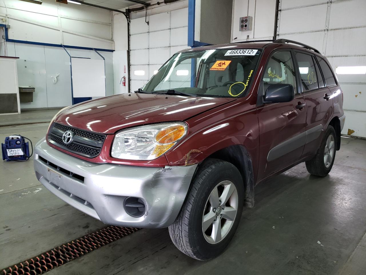 Photo 2 from auction – 2005 TOYOTA RAV4 with VIN JTEHD20V650061127