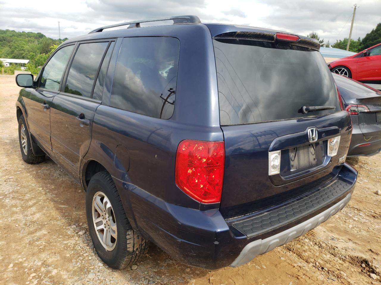 Photo 3 from auction – 2004 HONDA PILOT EXL with VIN 2HKYF18584H567203
