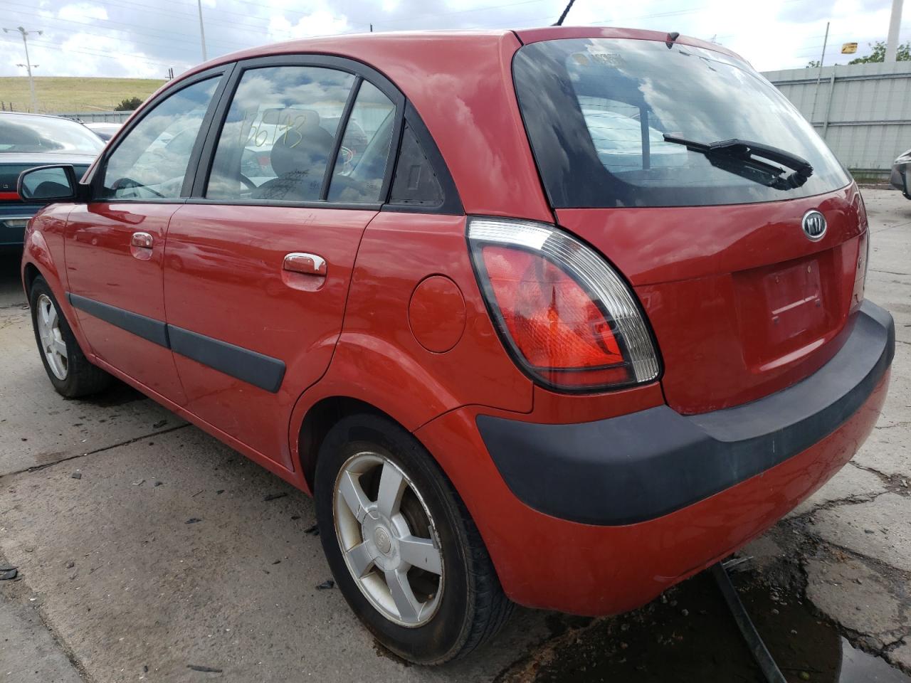Photo 3 from auction – 2006 KIA RIO 5 with VIN KNADE163966081965