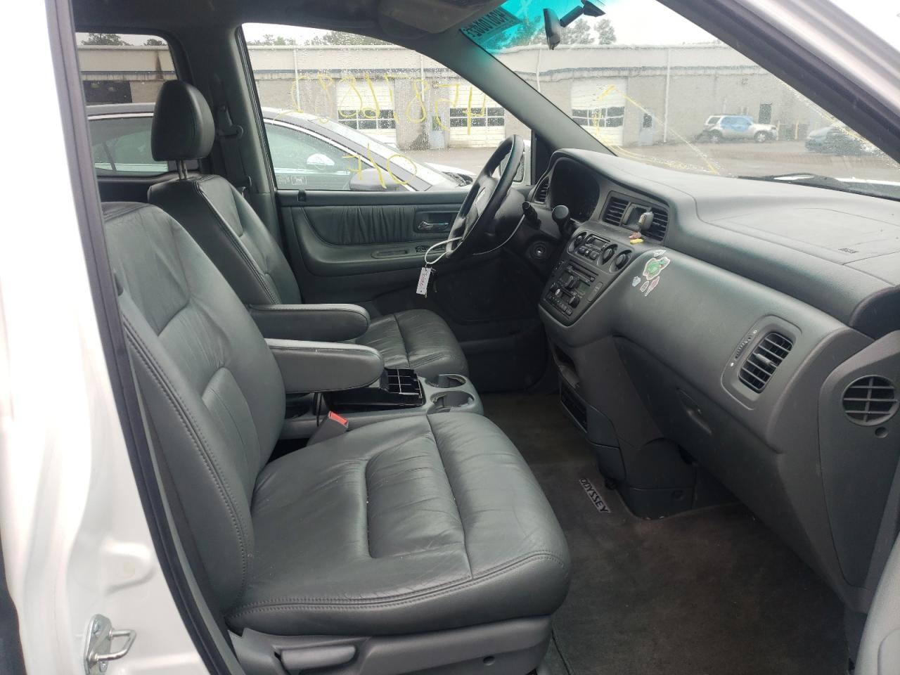 Photo 5 from auction – 2004 HONDA ODYSSEY EX with VIN 5FNRL18014B074463