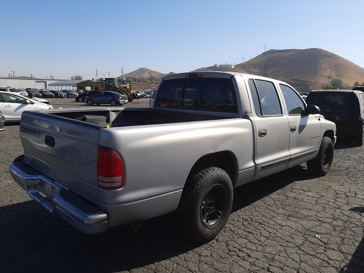Photo 4 from auction – 2000 DODGE DAKOTA QUA with VIN 1B7GL2AX3YS759576