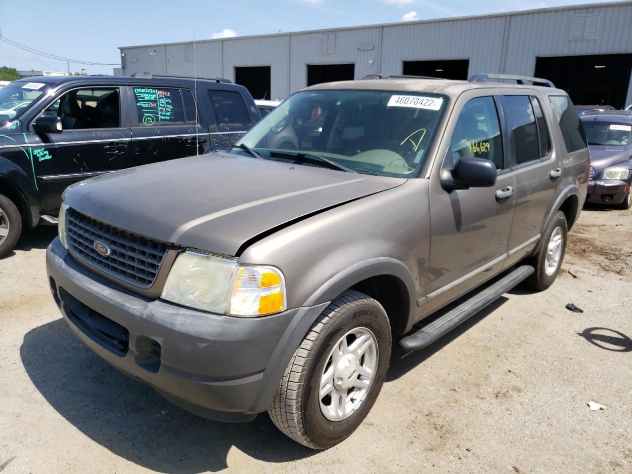 Photo 2 from auction – 2003 FORD EXPLORER X with VIN 1FMZU62K33UA21866