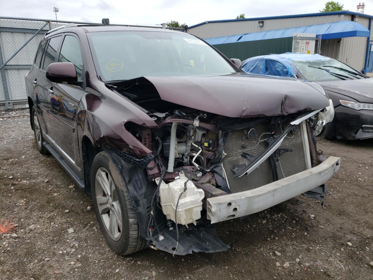 TOYOTA HIGHLANDER 2012 with VIN 5TDDK3EH5CS118381 - Photo from auction