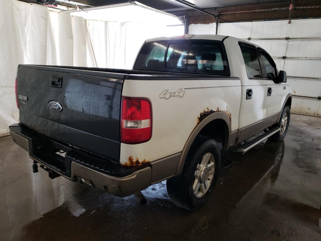 Photo 4 from auction – 2005 FORD F150 SUPER with VIN 1FTPW14575FA86291