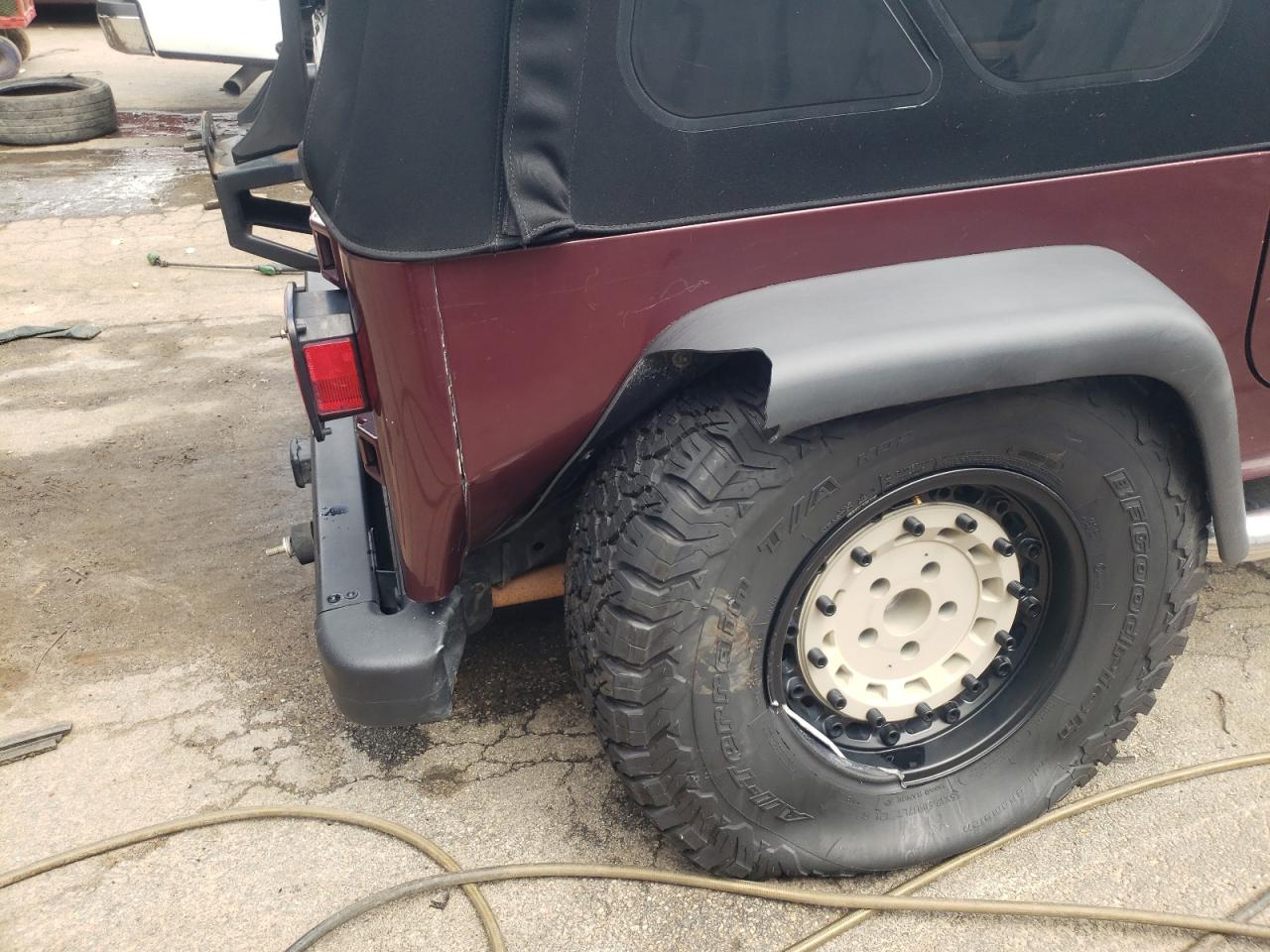 Photo 10 from auction – 2003 JEEP WRANGLER C with VIN 1J4FA39S23P303817