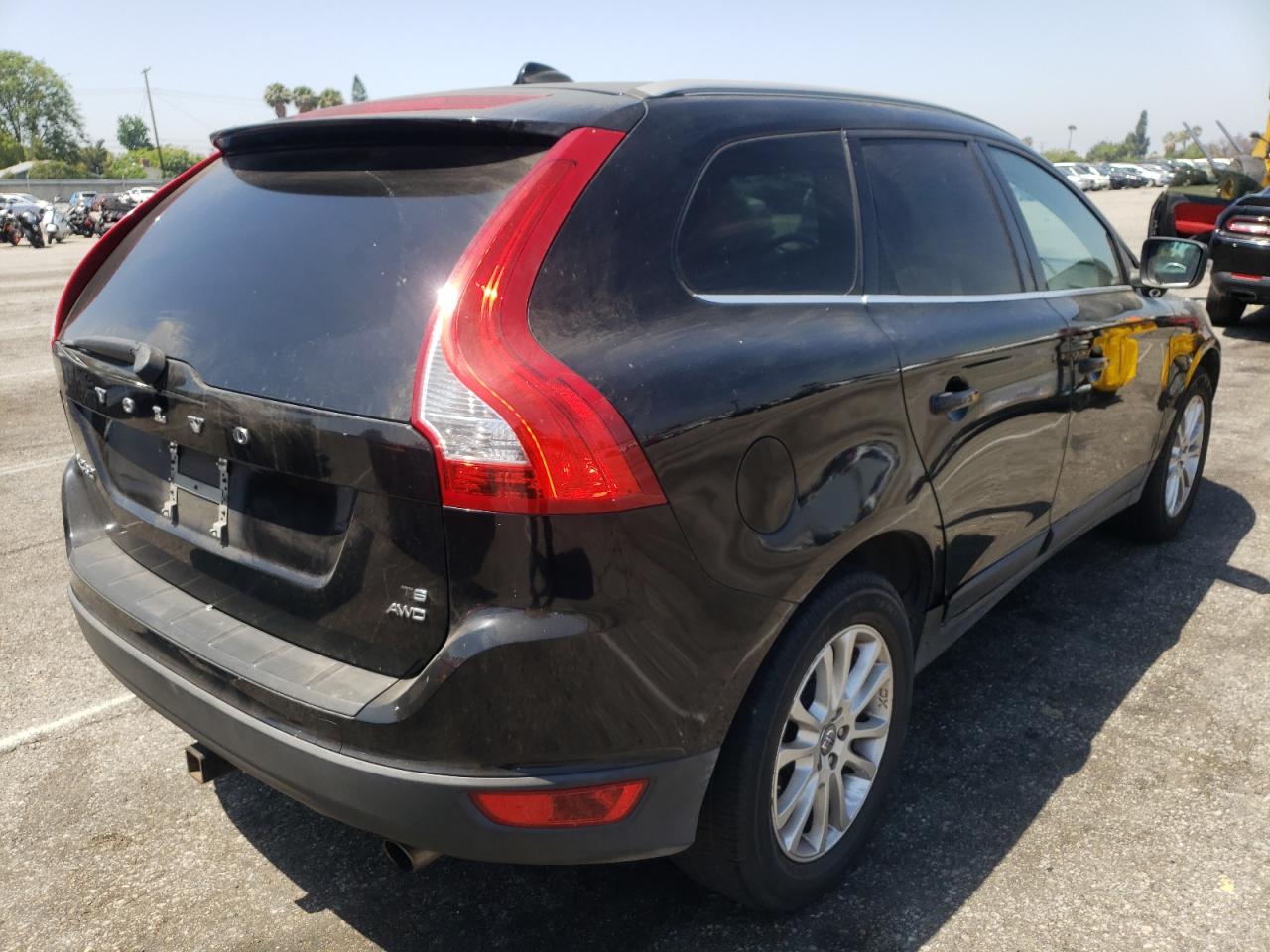 Photo 4 from auction – 2010 VOLVO XC60 T6 with VIN YV4992DZ9A2118441
