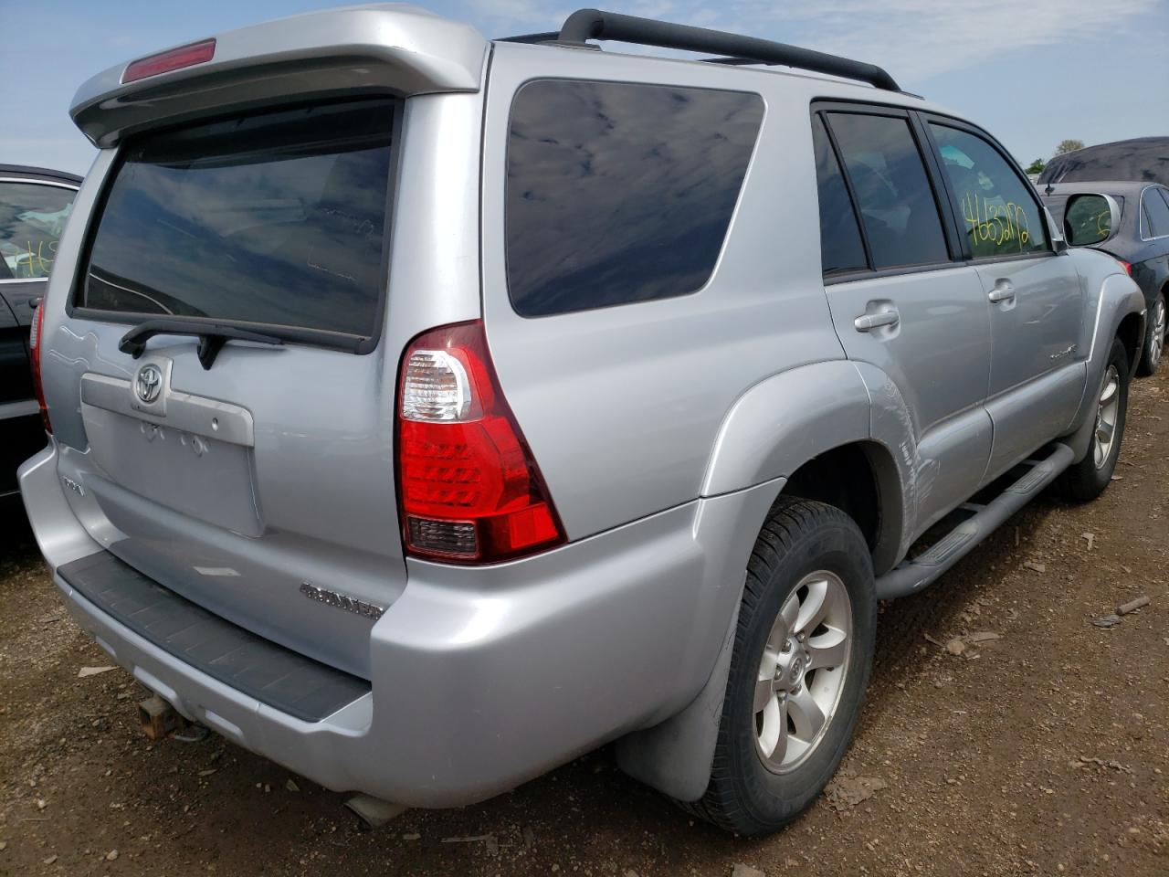 Photo 4 from auction – 2007 TOYOTA 4RUNNER SR with VIN JTEBU14R178104774