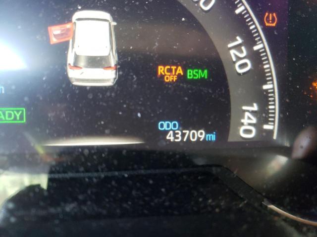 Photo 8 from auction – 2019 TOYOTA RAV4 LIMIT with VIN JTMDWRFV7KD035850
