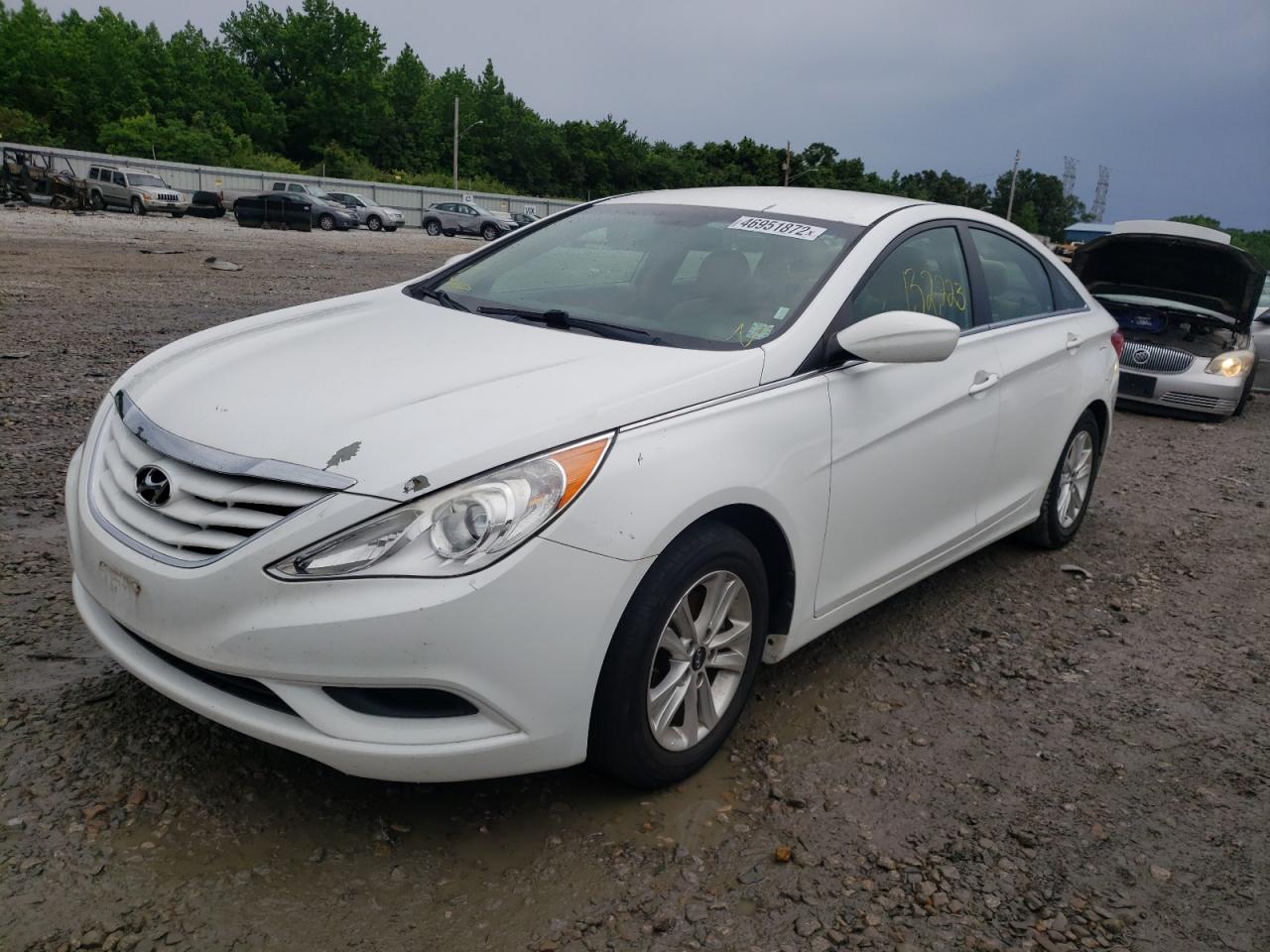 Photo 2 from auction – 2013 HYUNDAI SONATA GLS with VIN 5NPEB4AC1DH698336
